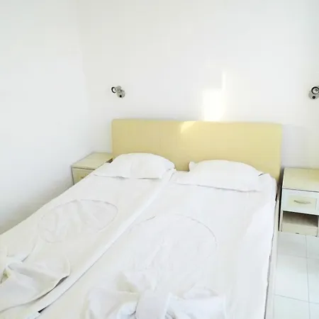 Apartmanhotel Слънчево Студио В Роуз Резиденс - Слънчев Бряг Napospart